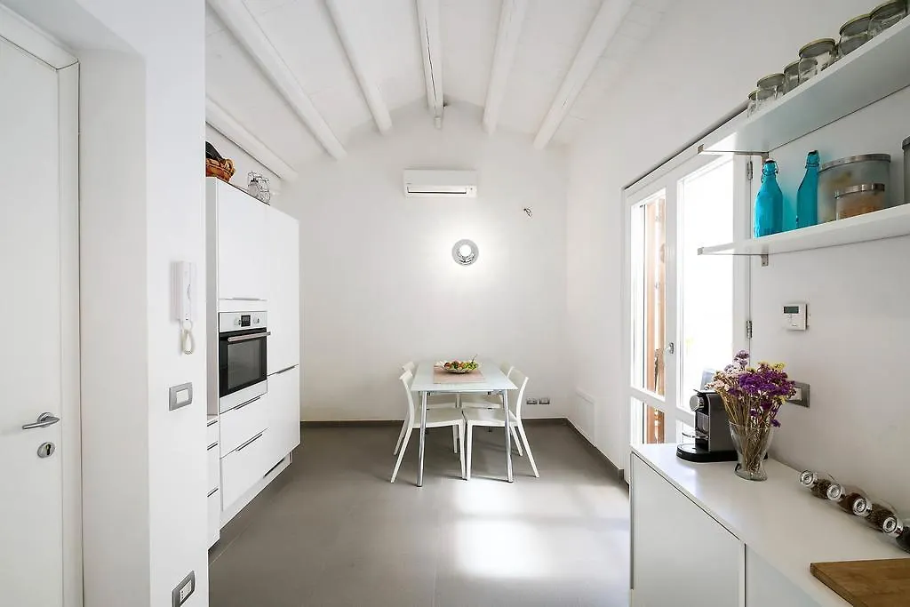 Cassari Upartments Apartman Palermo 0*,  Olaszország